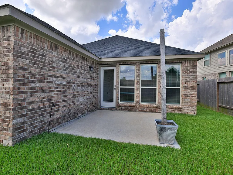 31115 Albany Brook Ln — Photo 32
