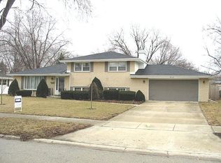 610 Homestead Pl, Joliet, IL