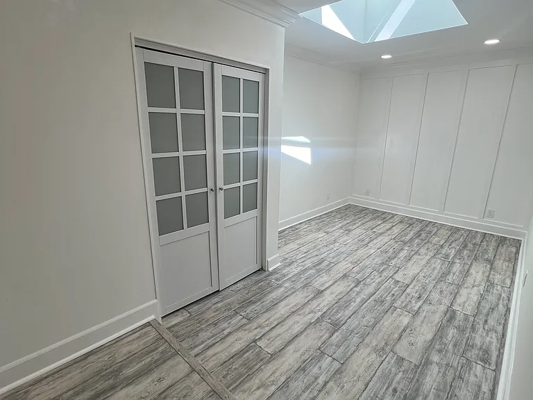 18828 Jersey Ave #1/2 — Photo 17
