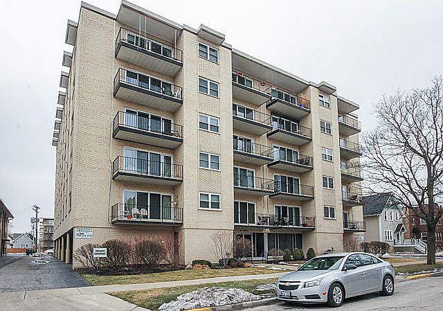 1st image of 215 Marengo Ave APT 3E