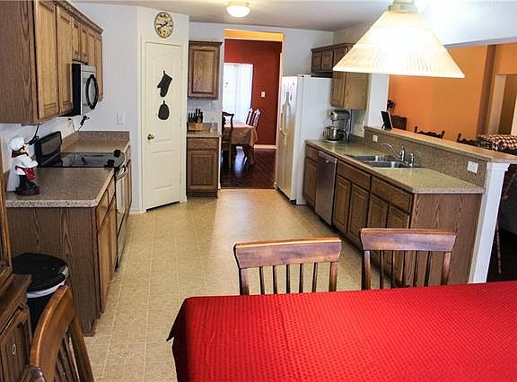 3rd image of 8206 Tamarron Dr