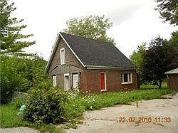 1st image of 3520 E 32nd St