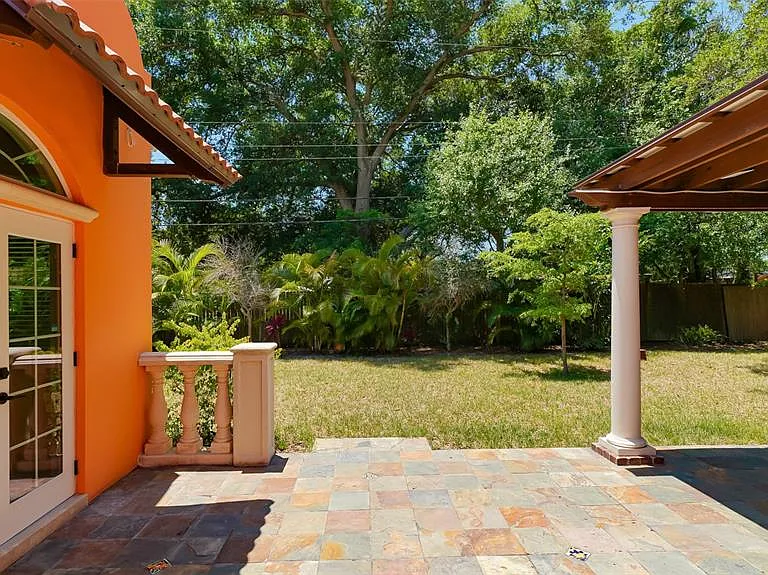 2520 Tami Sola St — Photo 43