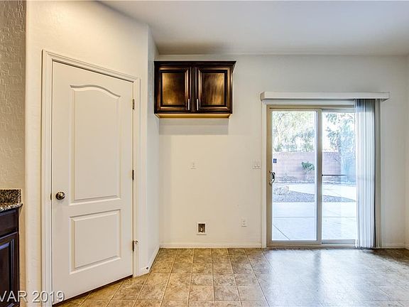 3rd image of 762 Forest Peak St