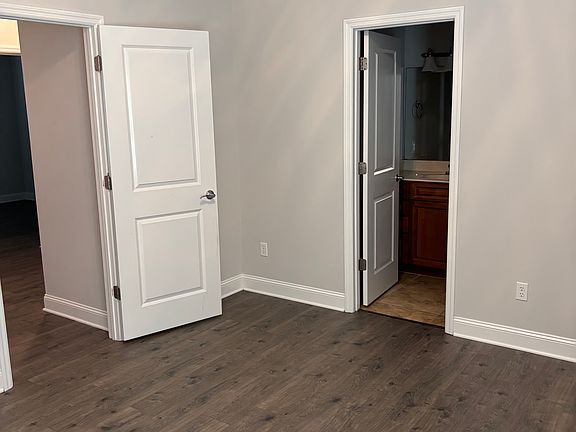 4th image of 8228 Blue Gill Cir