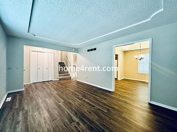 5th image of 10595 Gillette St