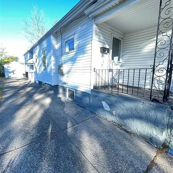 300 Springville Ave #2 — Photo 2
