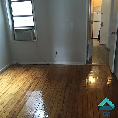 Rented by EXR | media 31