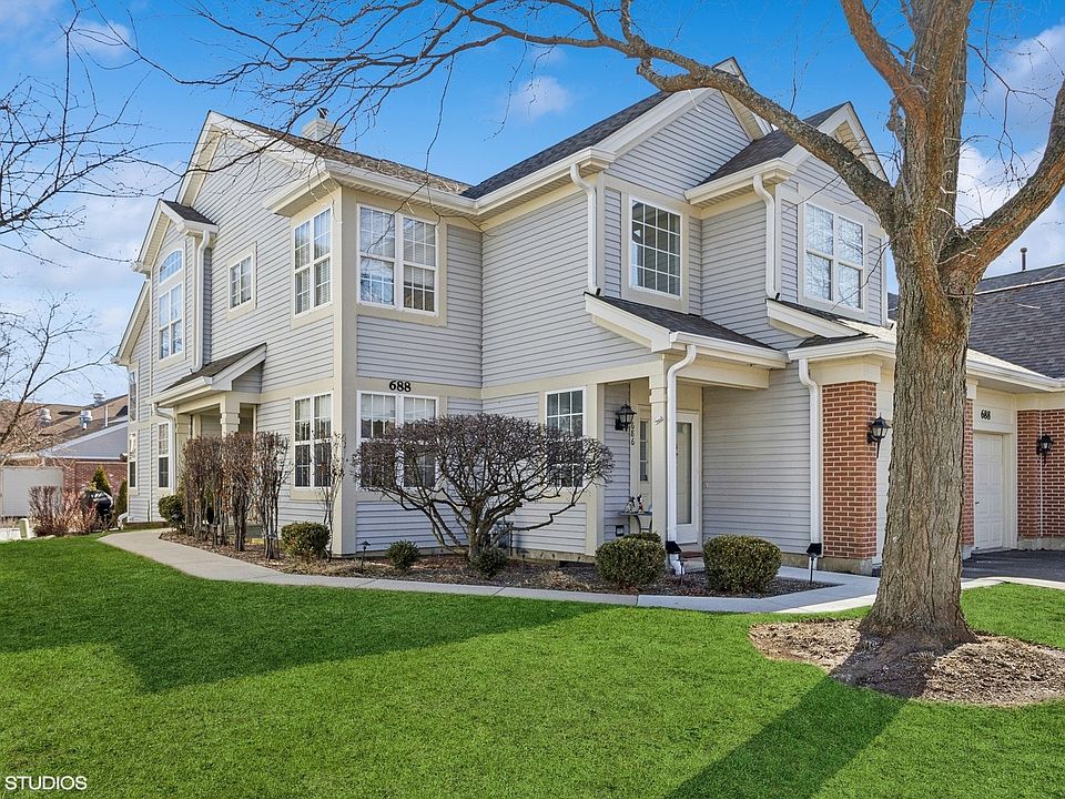 1st image of 688 Mulberry Dr