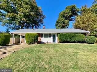 7402 Inzer St, Springfield, VA 22151