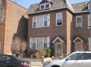 40-31 60th St, Flushing, NY 11377