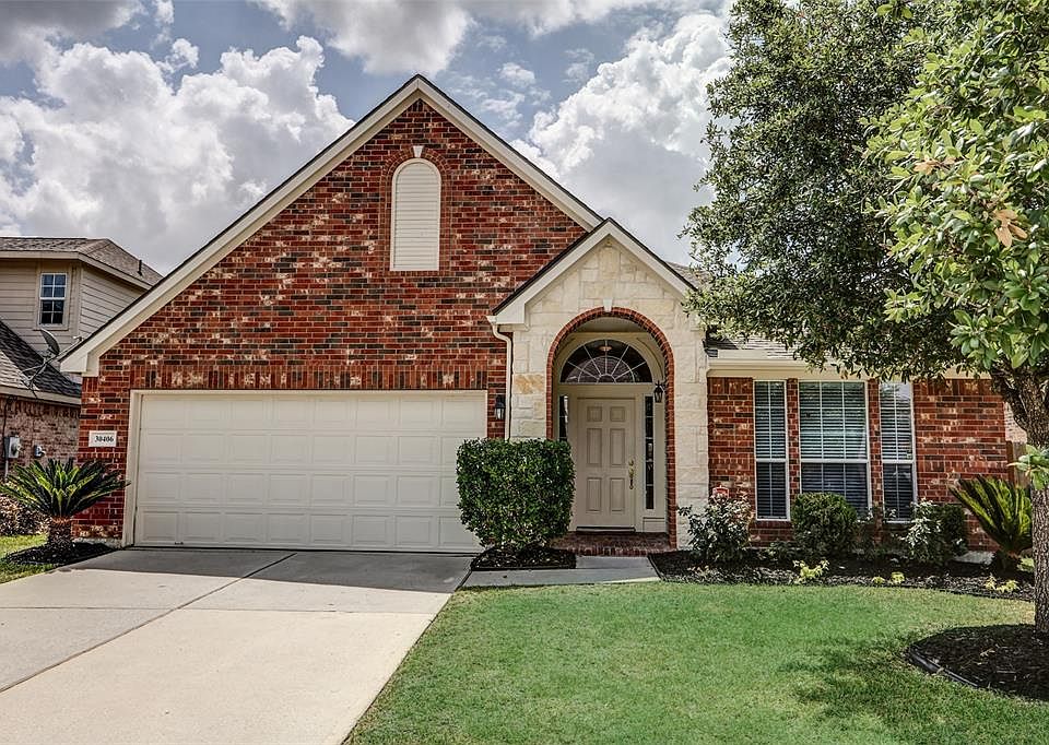 1st image of 30406 Emerson Creek Dr