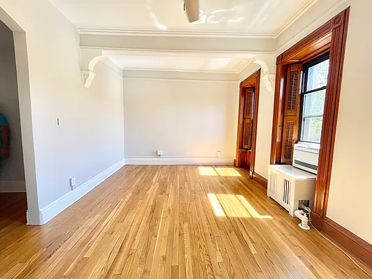 Rented by Compass | media 19