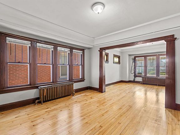 5th image of 2964 S 11th STREET
