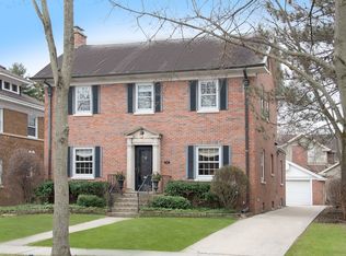 720 Maclean Ave, Kenilworth, IL