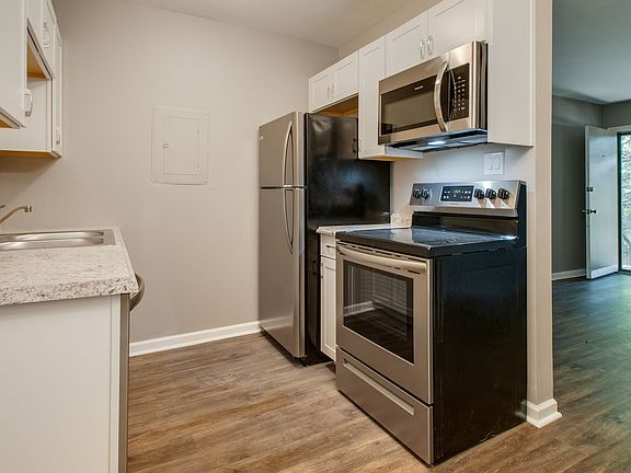 5th image of 2601 Hillsboro Pike APT K15