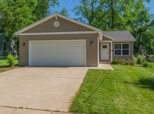 105 W Poplar St, Normal, IL 61761