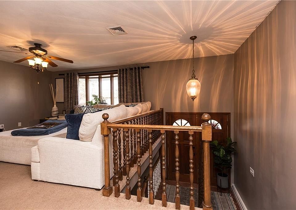 120 Woodside Ave, West Warwick, RI 02893 Zillow