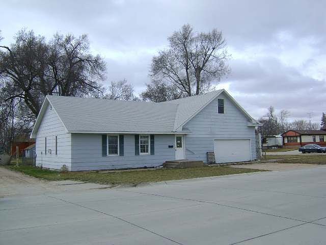 1st image of 521 B St