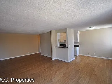 5036 Coldwater Cyn Ave. — Photo 4