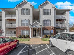 25 Kassebaum Ln APT 306, Saint Louis, MO 63129