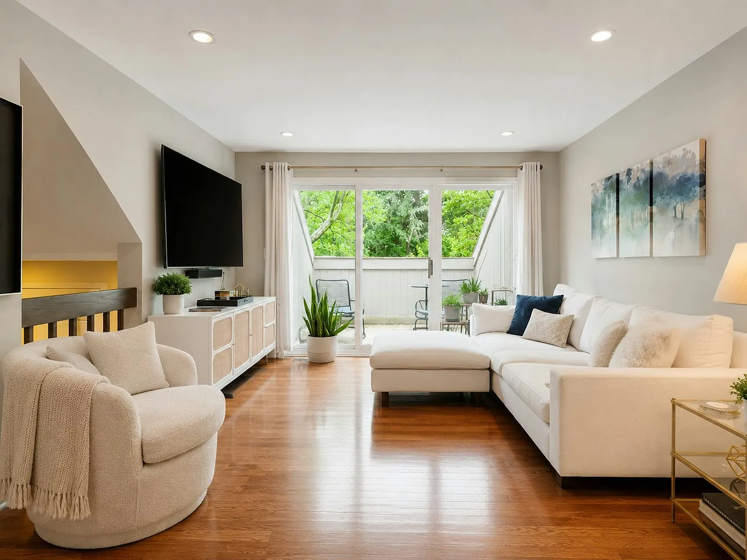 2 bed, 2.5 bath, 1774 sqft, $3,750 — Photo 4