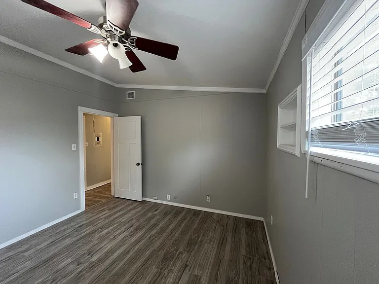 3309 Mahan Dr — Photo 23
