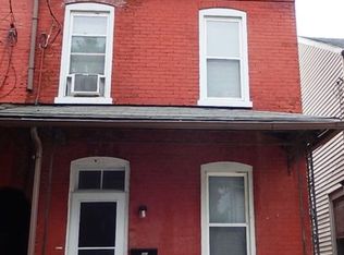 221 Lawrence St, Columbia, PA 17512