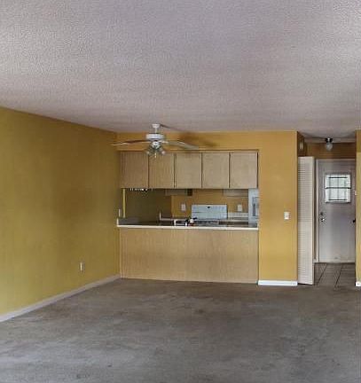 5th image of 4849 W McElroy Ave #F110