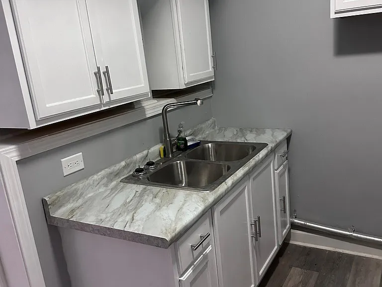 6830 S Lafayette Ave #BASEMENT — Photo 3