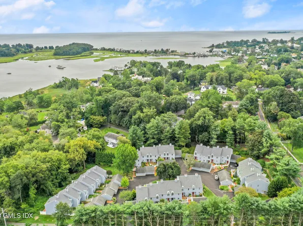 38 Edgewater Commons Ln Unit 38, Westport, CT 06880