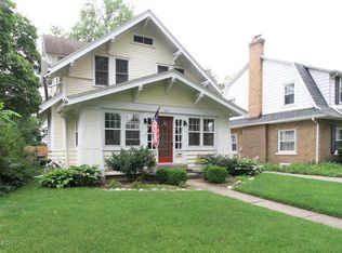 1421 Hillcrest Ave, Kalamazoo, MI 49008