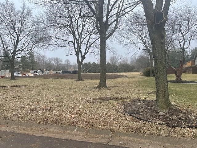 2nd image of 3901 W 141st Dr
