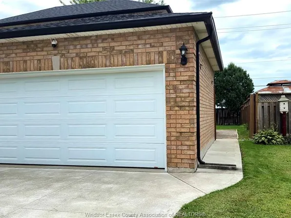 265 Geraldine Cres, Windsor, ON N9E 4M8