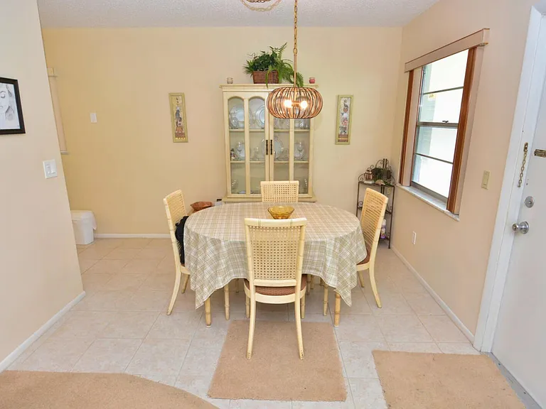 1225 NW 21st St #2105 — Photo 10