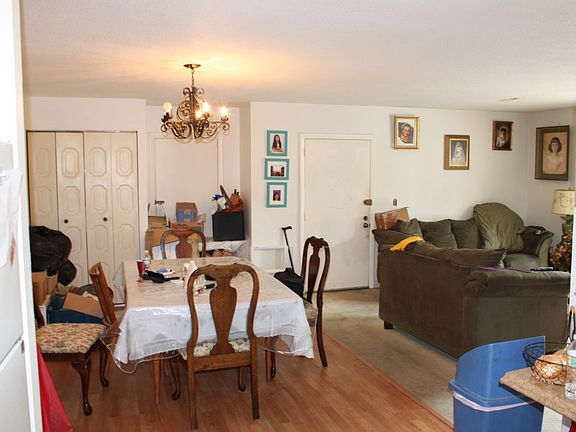 5th image of 685 Oak St #9-5