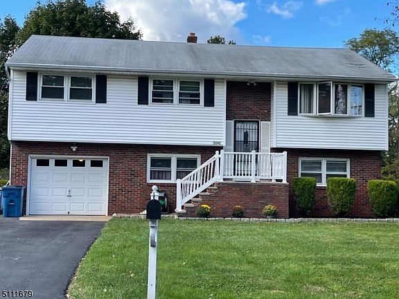 2nd image of 396 Hillcrest Ave