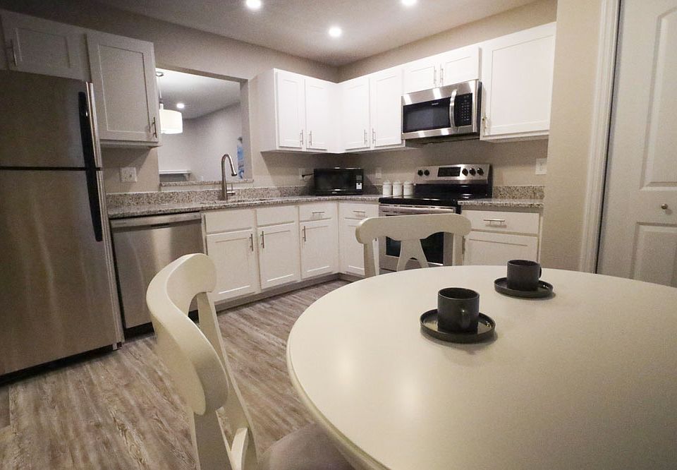 Fairfield Lakes Townhomes 3884 N Chalet Cir Beavercreek OH Zillow