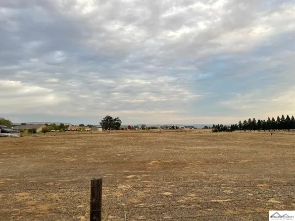 14130 Trinity Ave, Red Bluff, CA 96080