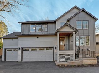 7017 SW Taylors Ferry Rd, Portland, OR 97223