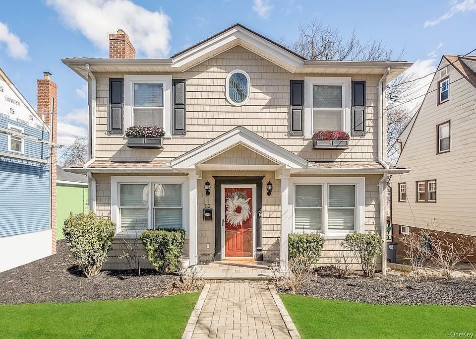 1st image of 52 Maple Ave