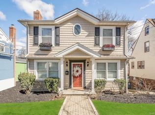 52 Maple Ave, Pelham, NY 10803