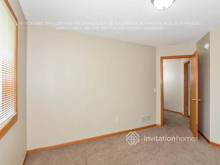 930 118th Ln NE — Photo 16