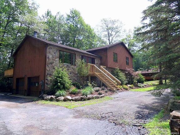 2nd image of 22 Lake Shore Dr W