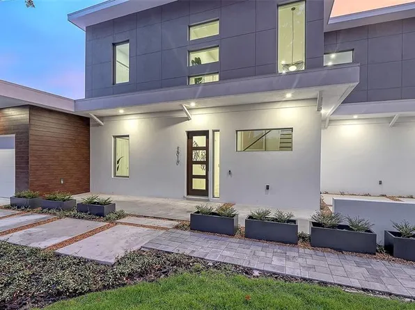 2010 HYDE PARK CIRCLE, SARASOTA, FL 34239