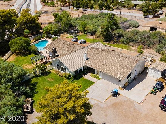 3rd image of 5855 Pearlite Ave