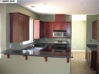 2nd image of 1327 Yosemite Cir