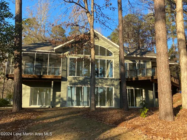 320 Willow Way E, Alexander City, AL 35010