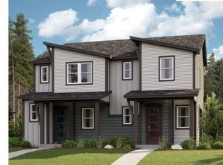 8121 SE Kinnaman St, Hillsboro, OR 97123