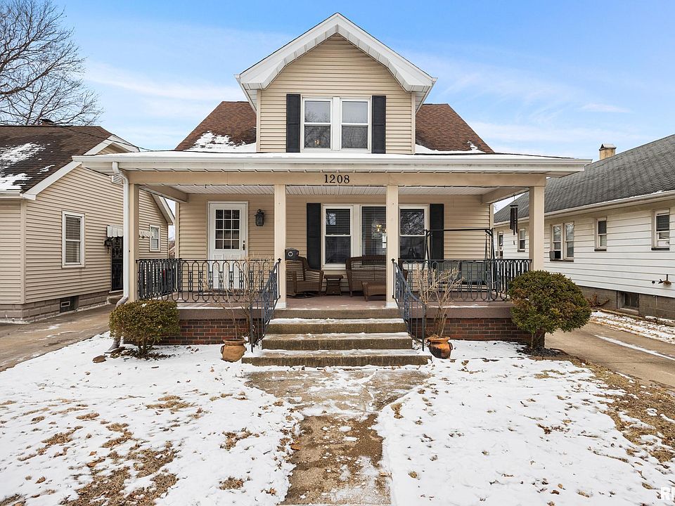 1st image of 1208 W Margaret Ave